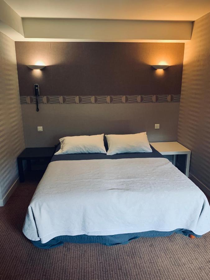 Le Petit Roche Hotel Serrières-en-Chautagne Екстериор снимка